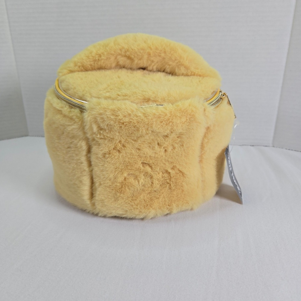 Disney Winnie The Pooh Hunny Pot Plush Fuzzy Round Makeup Case Bag Hot Topic NWT - Picture 4 of 9